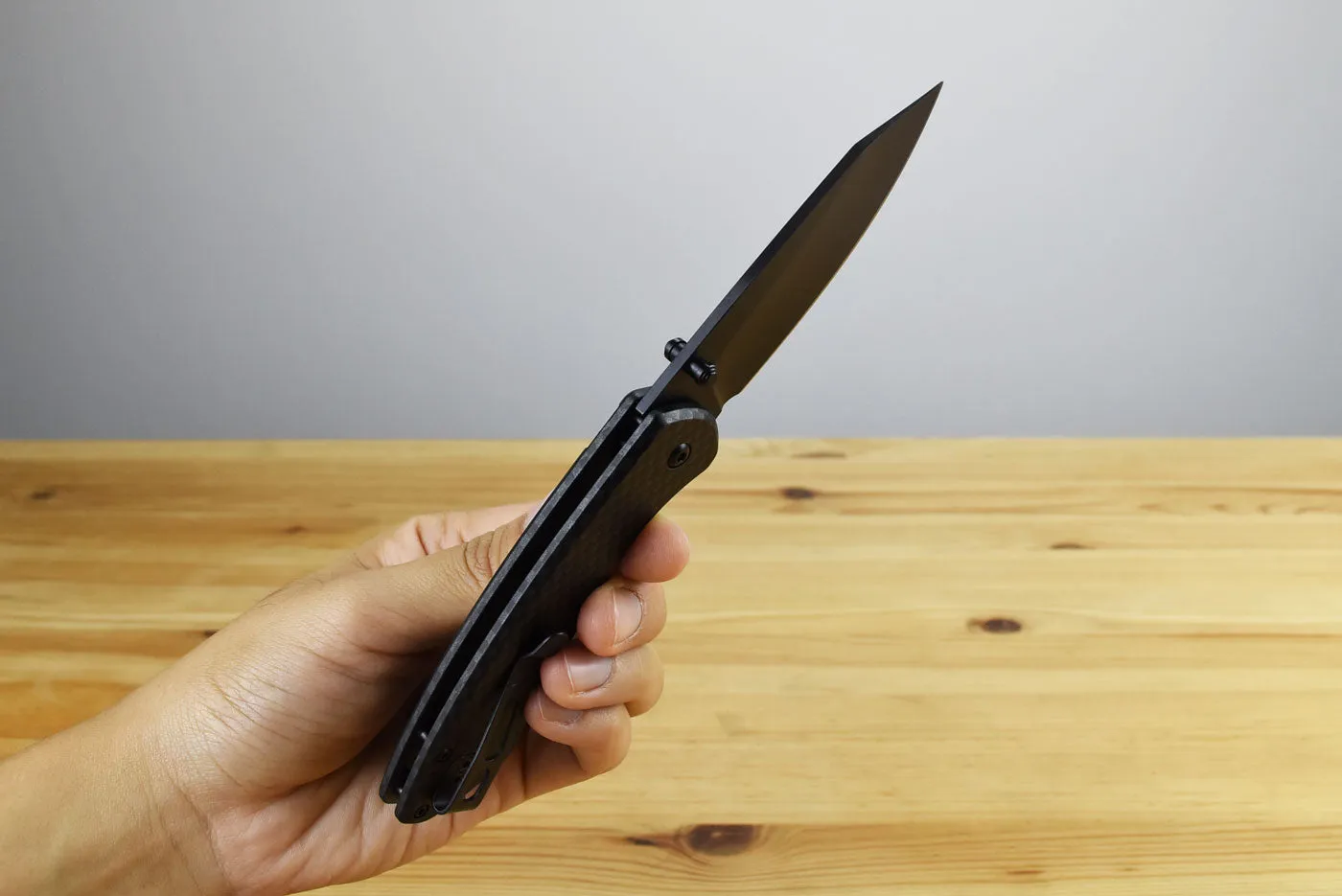 Buck 744 Sovereign Folder (Carbon Fiber)