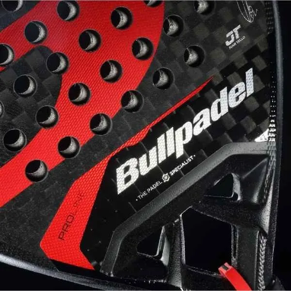 Bullpadel Vertex 04 Pro Tello & Chingotto's 2024 Padel Racket [T]