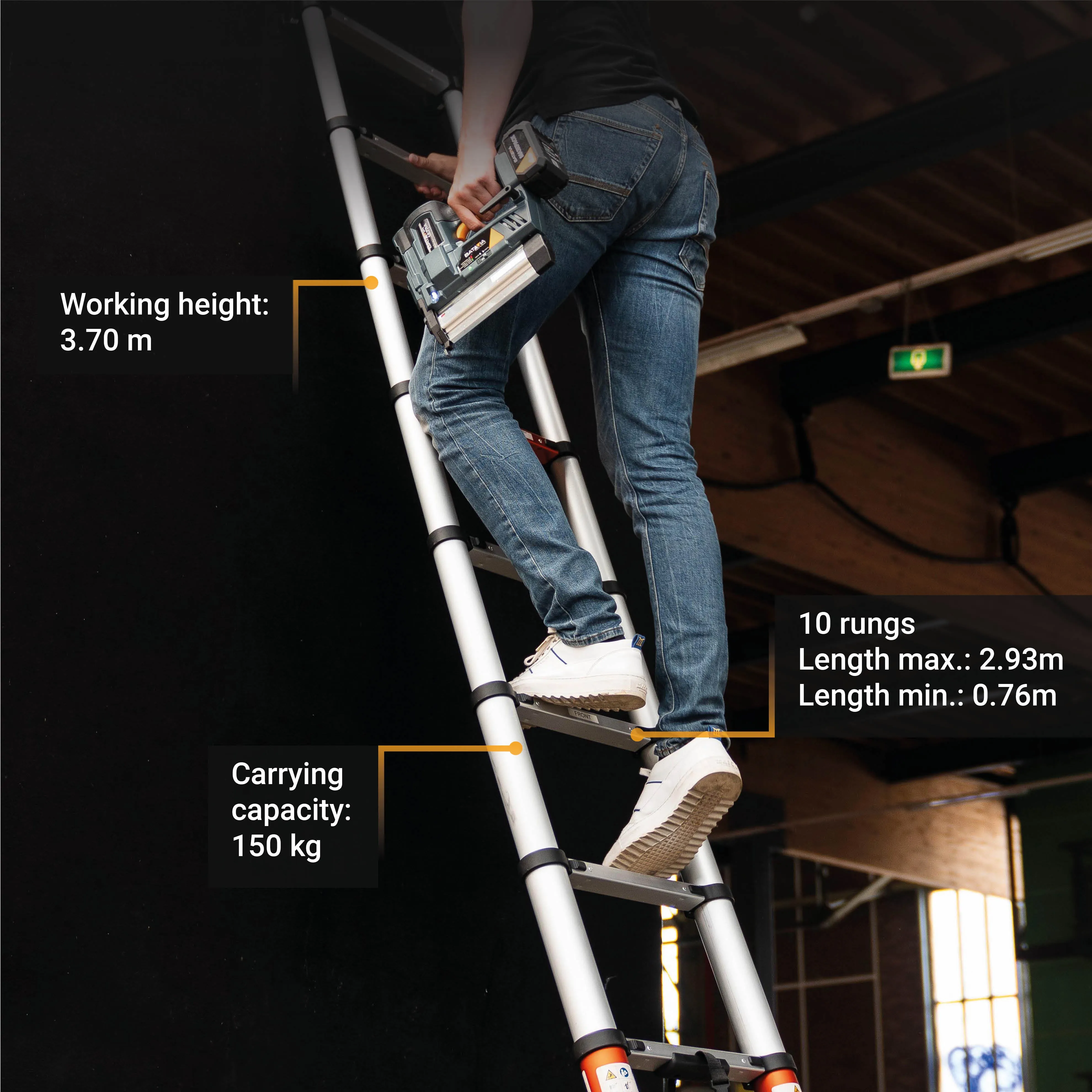 Giraffe® Air Telescopic Ladder 2.9m 9 steps