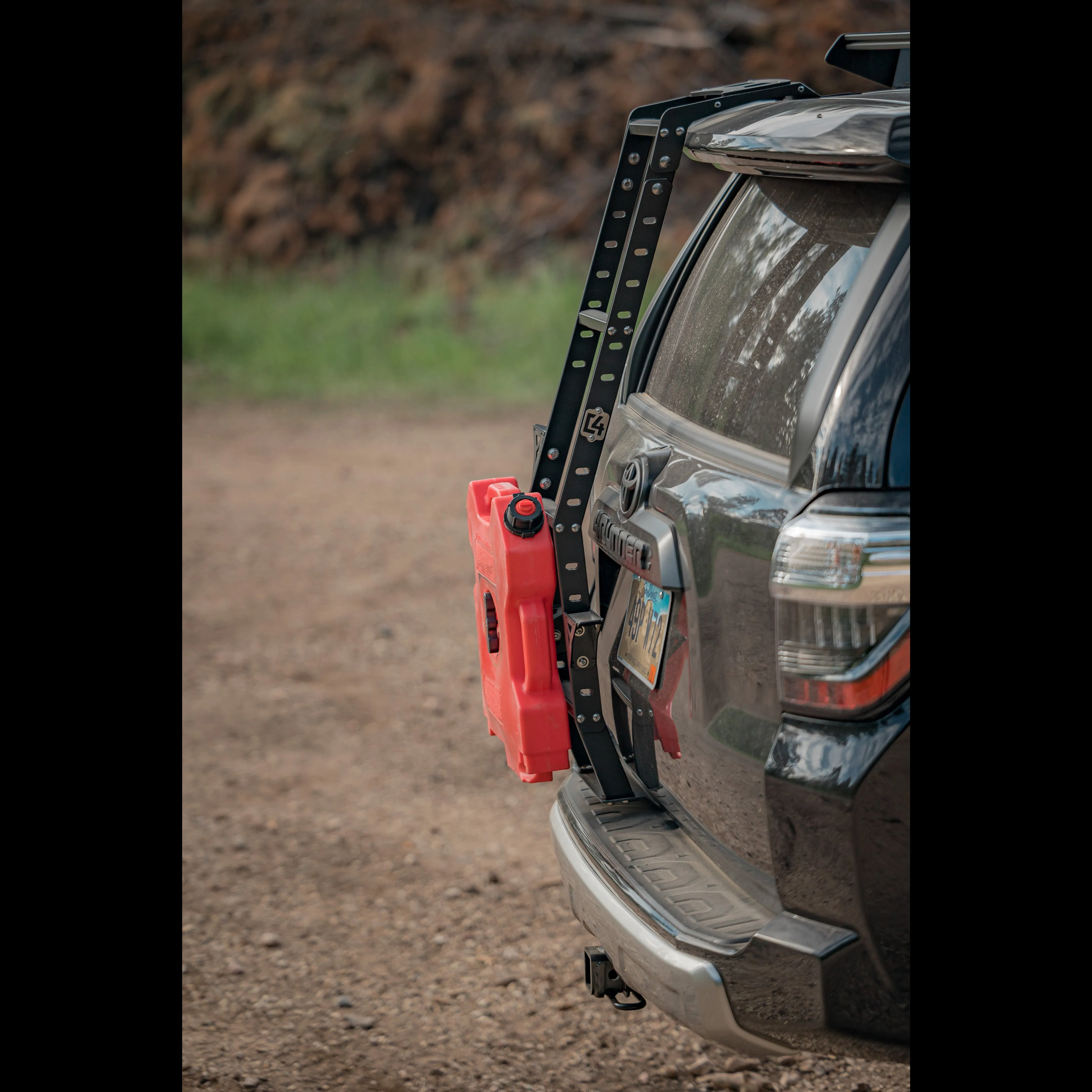 (SCRATCH AND DENT) 4Runner Summit Hatch Ladder / 5th Gen / 2010 